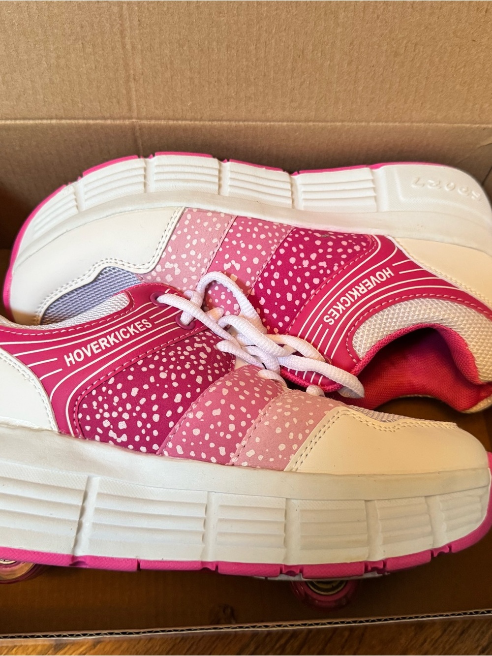 Girls' Pink Light-Up Rolling Sneakers